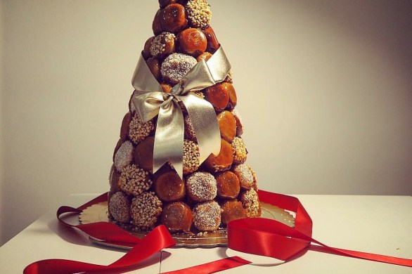 Christmas croquembouche baking recipe