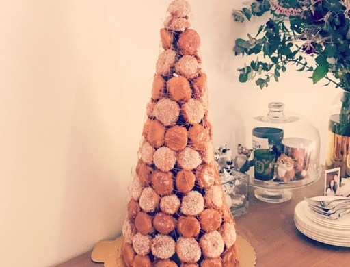 Christmas Croquembouche