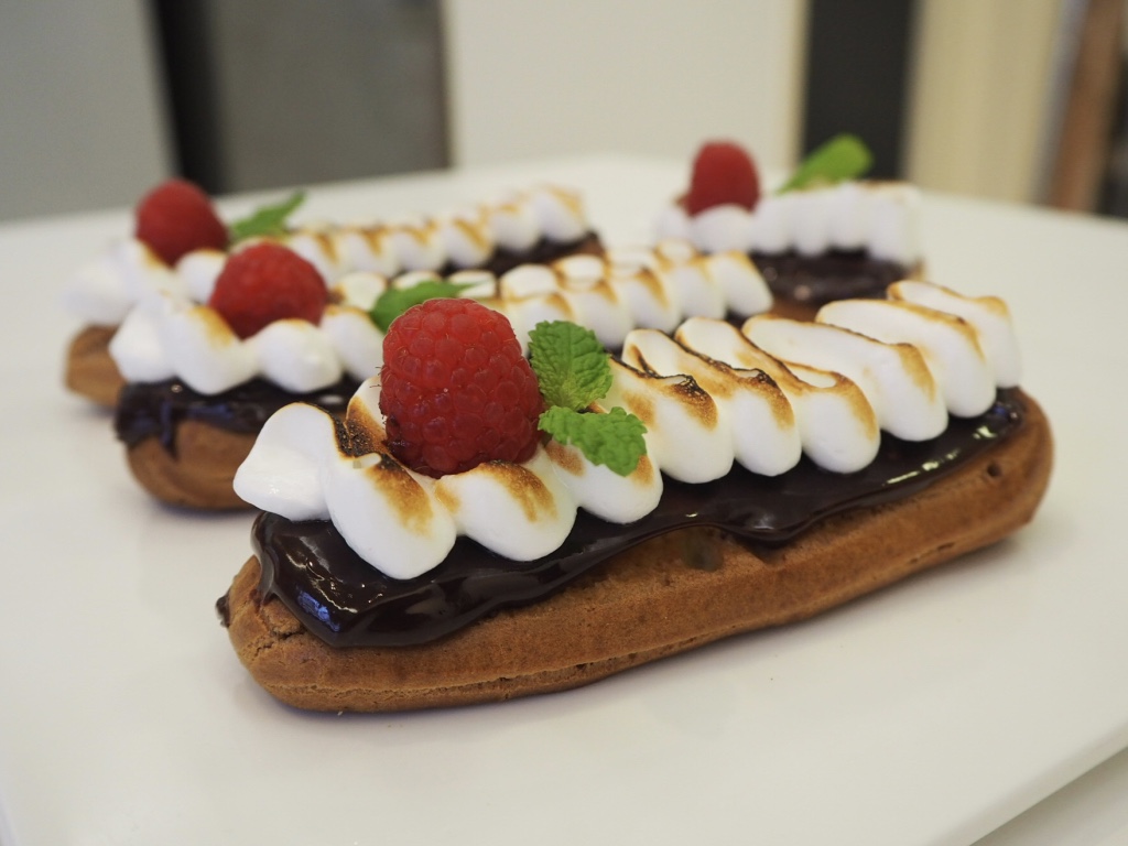 passionfruit chocolate meringue eclair recipe