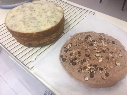 Almond dacquoise with banana cake