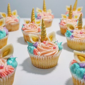 Unicorn cupcakes