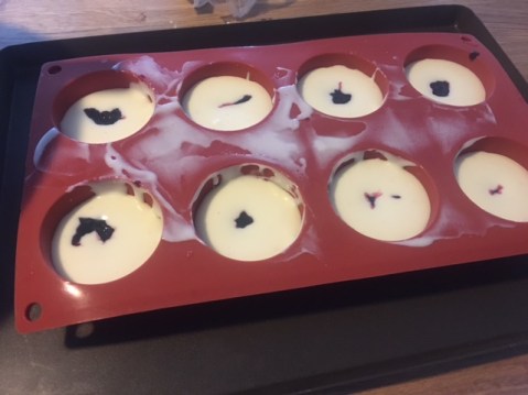 circle moulds with lemon mousse and blueberry gelee